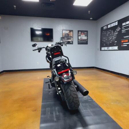 2025 Harley-Davidson® Low Rider® S Vivid Black - Black Finish thumb 0