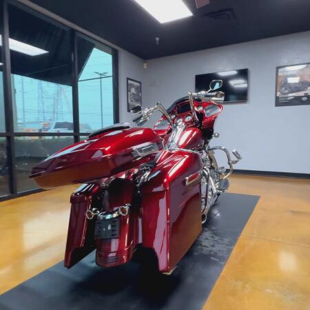 2016 Harley-Davidson® Road Glide® Special Velocity Red Sunglo thumb 0