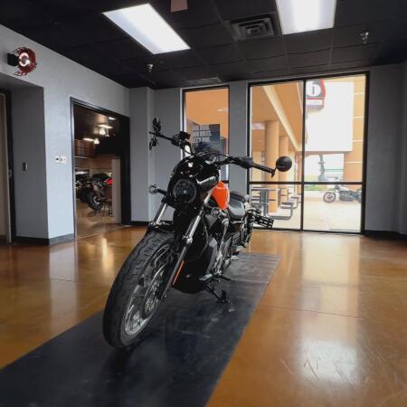 2024 Harley-Davidson® Nightster® Special Baja Orange thumb 3