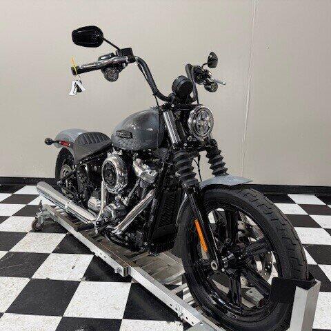 Harley-Davidson® Street Bob® 2026 thumb 3