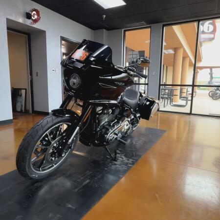 2026 Harley-Davidson® Low Rider® ST Vivid Black Black Trim thumb 3