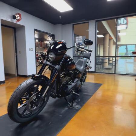 2025 Harley-Davidson® Low Rider® S Vivid Black - Black Finish thumb 3