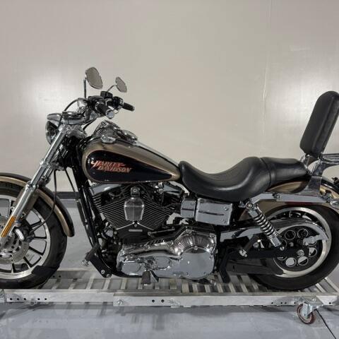 Harley-Davidson® Low Rider® 2005 thumb 0