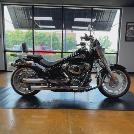 2025 Harley-Davidson® Fat Boy® Vivid Black thumb 0