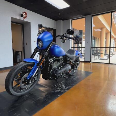 2026 Harley-Davidson® Low Rider® S Aurora Blue Denim Black Trim thumb 3
