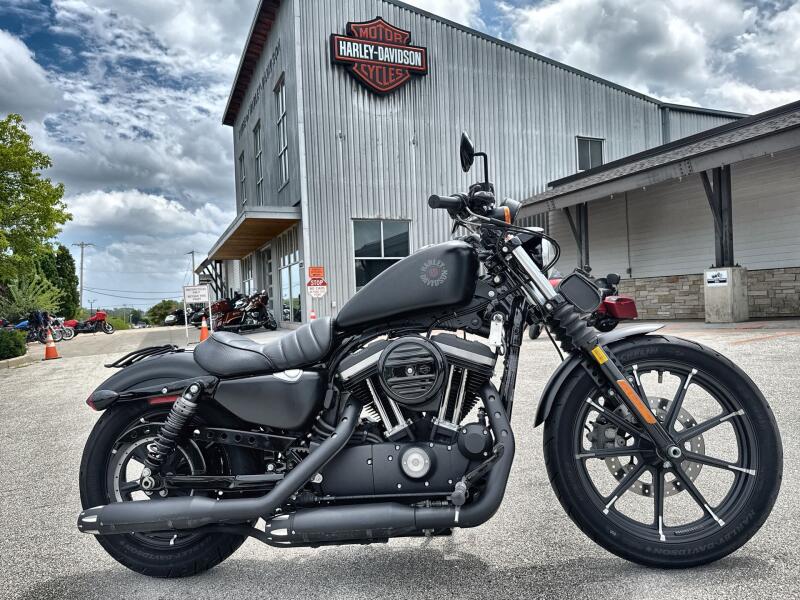2019 Harley-Davidson® Iron 883™ Black Denim