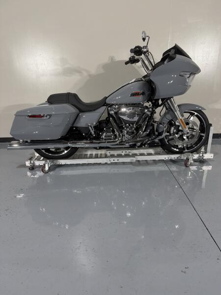 Harley-Davidson® Road Glide™ 2026