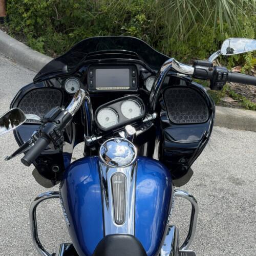 Harley-Davidson® Road Glide® Special 2017 thumb 1