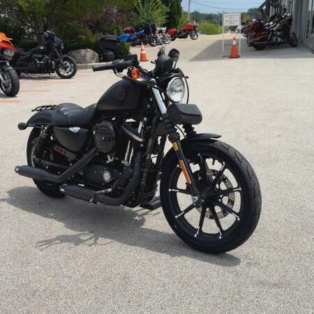 2019 Harley-Davidson® Iron 883™ Black Denim thumb 3