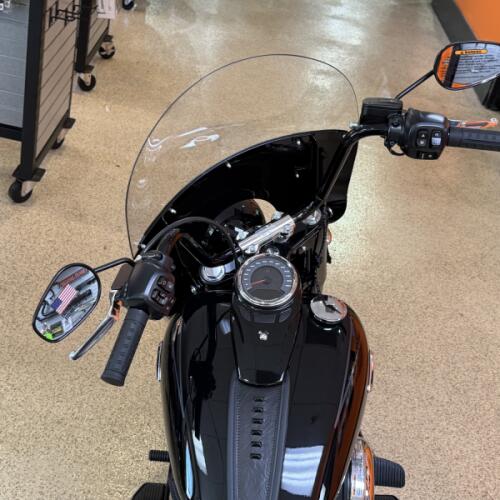 Harley-Davidson® Heritage Classic® 2026 thumb 1