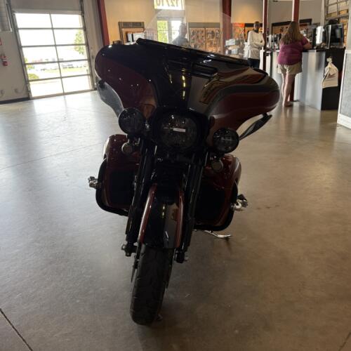 Harley-Davidson® Ultra Limited 2024 thumb 3