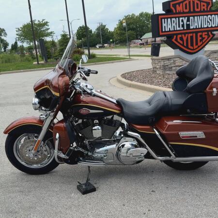 2008 Cvo Ultra Classic Electra Glide 105th Anniversary Crystal Copper & Black Diamond thumb 0