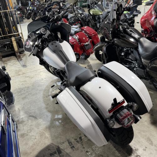 Harley-Davidson® Low Rider® ST 2026 thumb 2