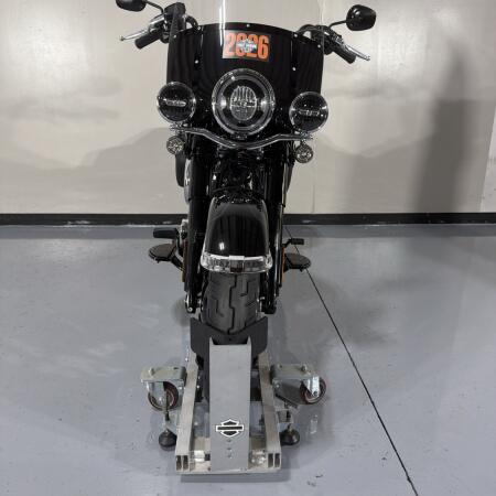 Harley-Davidson® Heritage Classic 2026 thumb 2