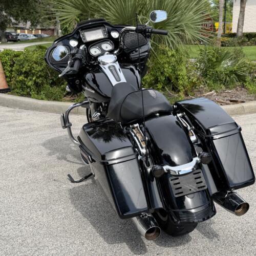 Harley-Davidson® Road Glide® Special 2017 thumb 1