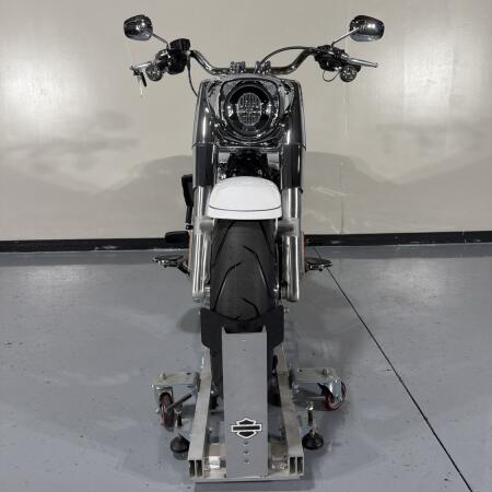 Harley-Davidson® Fat Boy® 2026 thumb 2