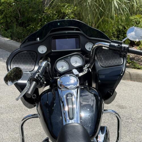 Harley-Davidson® Road Glide® 2021 thumb 1