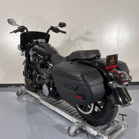 Harley-Davidson® Heritage Classic 2026 thumb 0