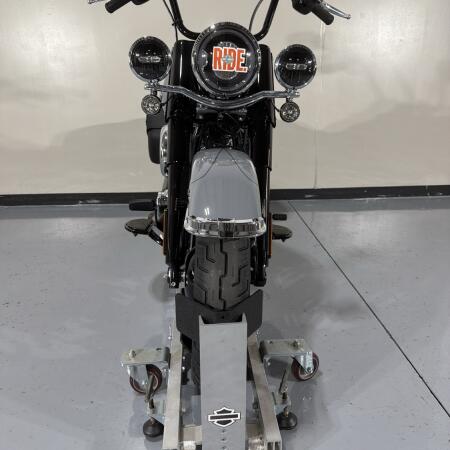 Harley-Davidson® Heritage Classic 2026 thumb 2