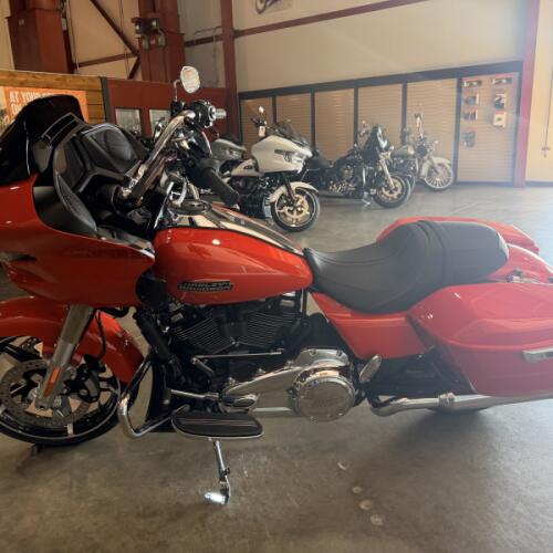 Harley-Davidson® Road Glide® 2026 thumb 2