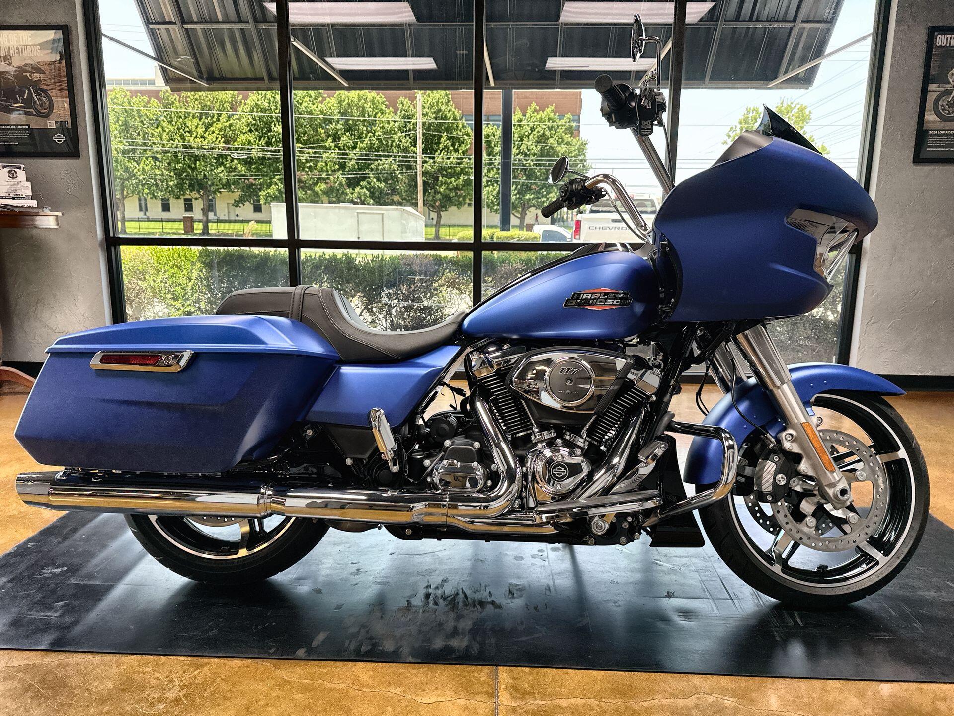 2026 Harley-Davidson® Road Glide® Aurora Blue Denim Chrome Trim