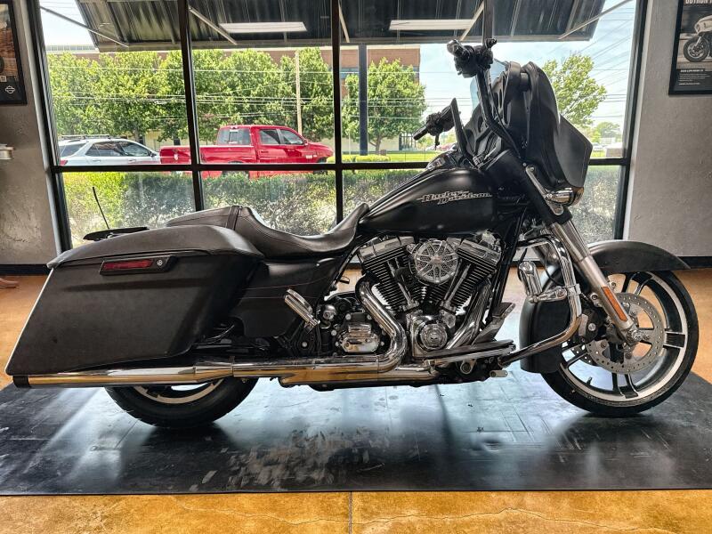 2015 Harley-Davidson® Street Glide® Special Black Denim