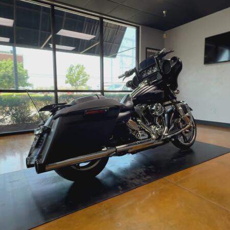 2015 Harley-Davidson® Street Glide® Special Black Denim thumb 1