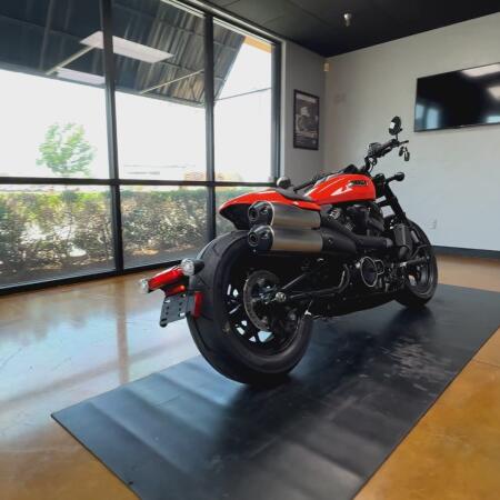 2026 Harley-Davidson® Sportster® S Blood Orange thumb 1