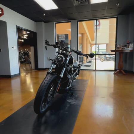 2026 Harley-Davidson® Nightster® Vivid Black Black Trim thumb 3