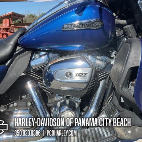 2017 Harley-Davidson® Tri Glide® Ultra thumb 0