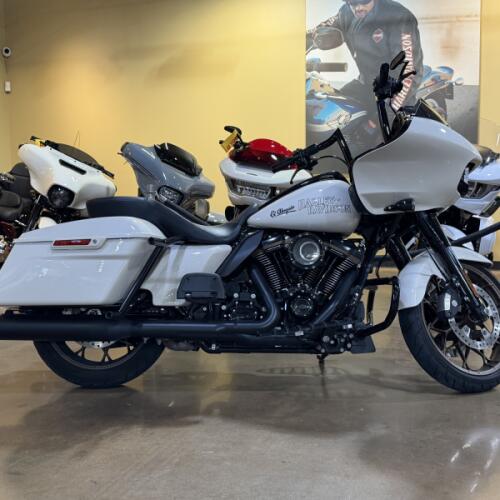 Harley-Davidson® Road Glide® ST 2023 thumb 3