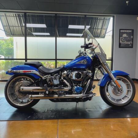 2025 Harley-Davidson® Fat Boy® Blue Burst thumb 0