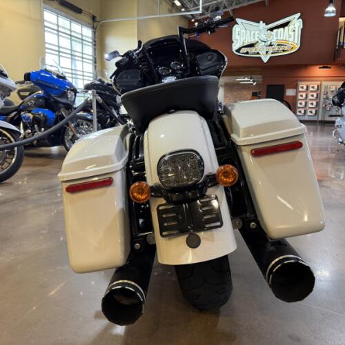 Harley-Davidson® Road Glide® ST 2023 thumb 0