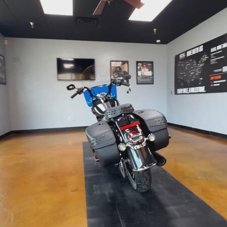 2026 Harley-Davidson® Heritage Classic Midnight Ember w/Laced Wheels thumb 2