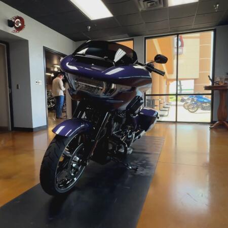 2026 Harley-Davidson® Road Glide® Purple Abyss Black Trim thumb 3
