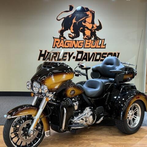 Harley-Davidson® Tri Glide™ Ultra 2024 thumb 1