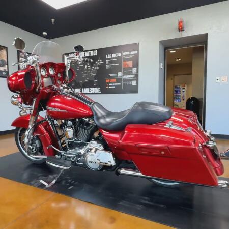 2013 Harley-Davidson® Street Glide® EMBR RED SUNGLO thumb 1