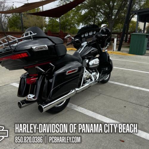 2017 Harley-Davidson® Ultra Limited thumb 2