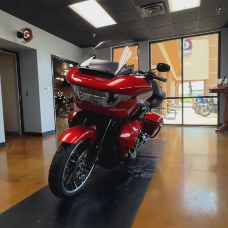 2026 Harley-Davidson® Road Glide Limited Brilliant Red Black Trim thumb 3