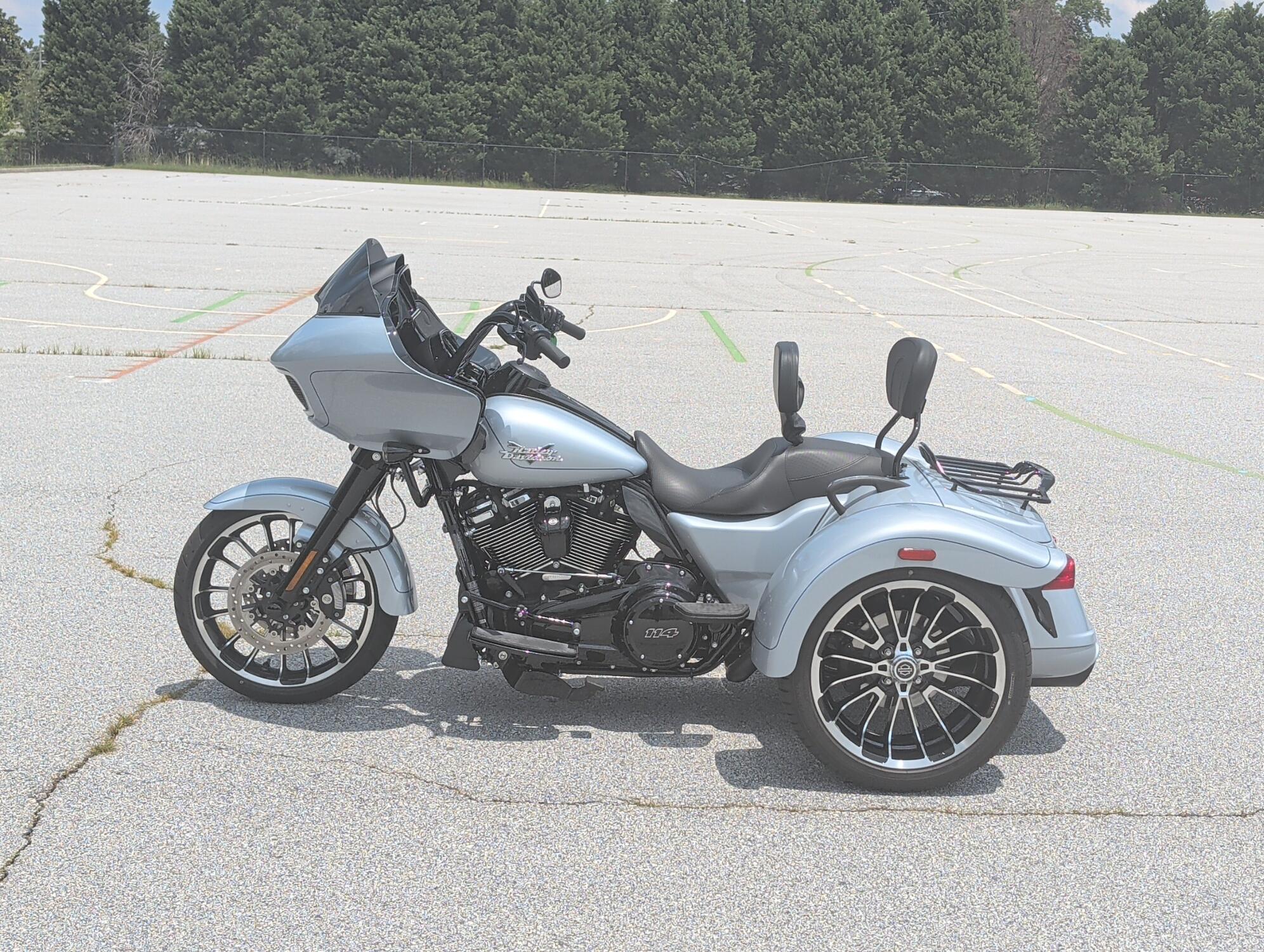 Harley-Davidson® Road Glide 3 2024
