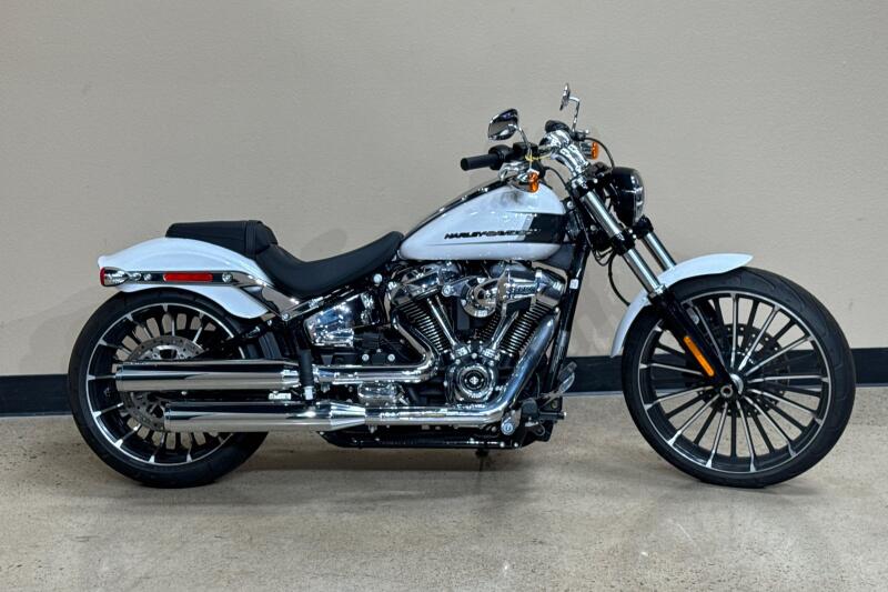 Harley-Davidson® Breakout® 117 2024