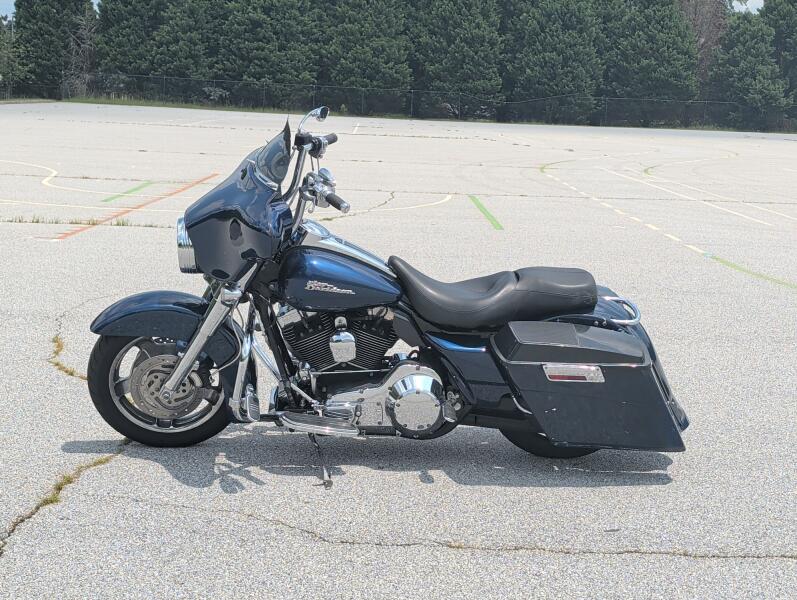 Harley-Davidson® Street Glide® 2006