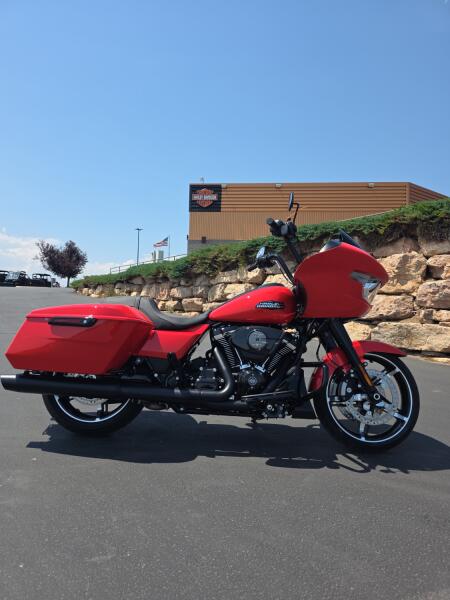 Harley-Davidson® Road Glide® 2026