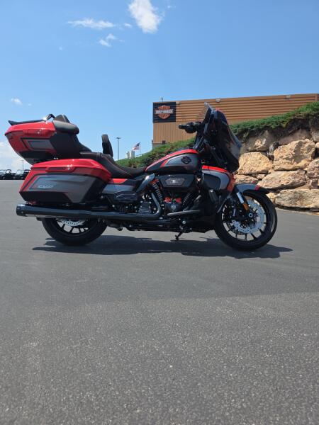 Harley-Davidson® CVO Street Glide Limited 2026