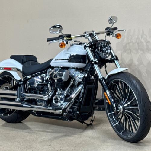 Harley-Davidson® Breakout® 117 2024 thumb 1