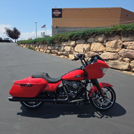 Harley-Davidson® Road Glide® 2026 thumb 3