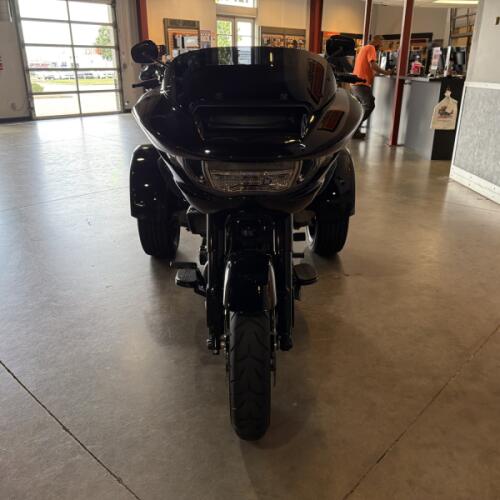 Harley-Davidson® Road Glide 3 2026 thumb 3