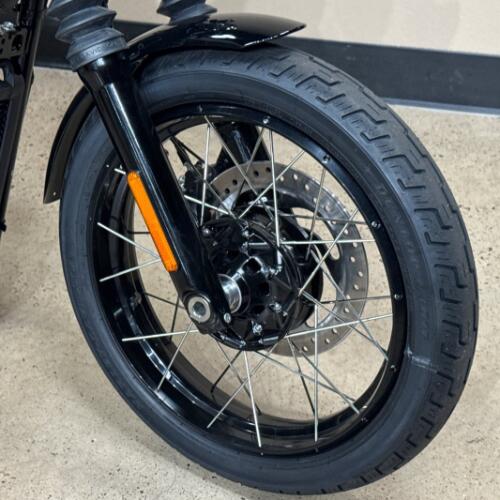 Harley-Davidson® Street Bob® 2026 thumb 2