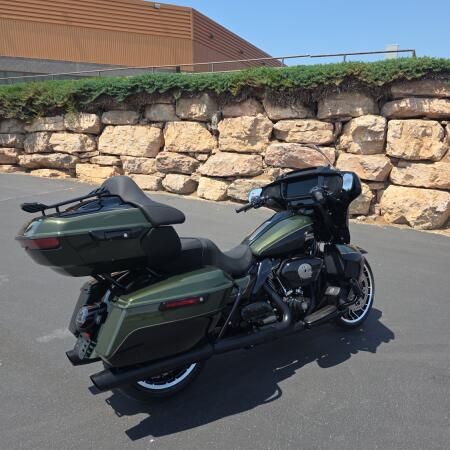 Harley-Davidson® Street Glide Limited 2026 thumb 2