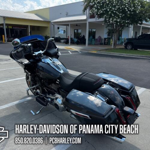 2026 Harley-Davidson® Road Glide® thumb 0